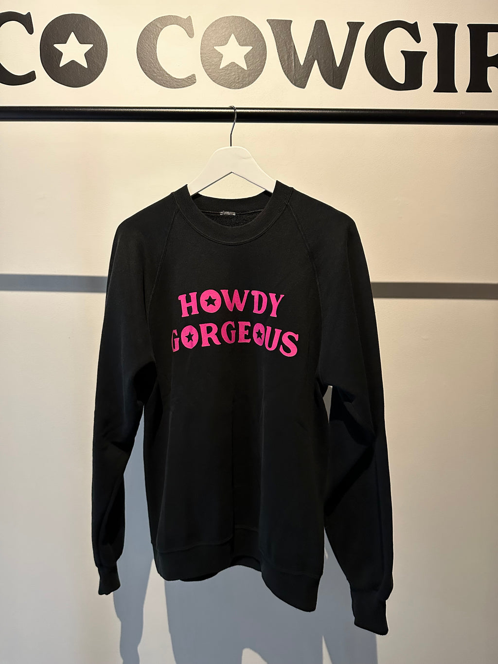 Vintage Howdy Gorgeous Pullover- pink on black