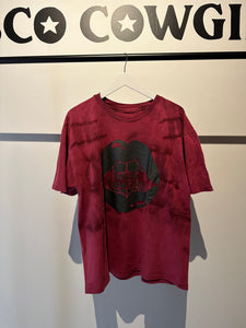 Vintage Kiss Tee- crimson tie dye
