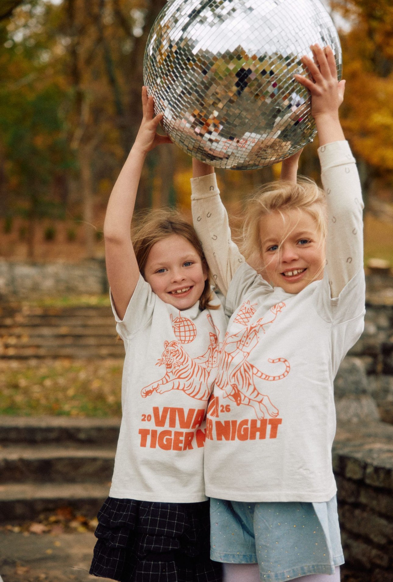 Viva Tiger Night Youth Tee