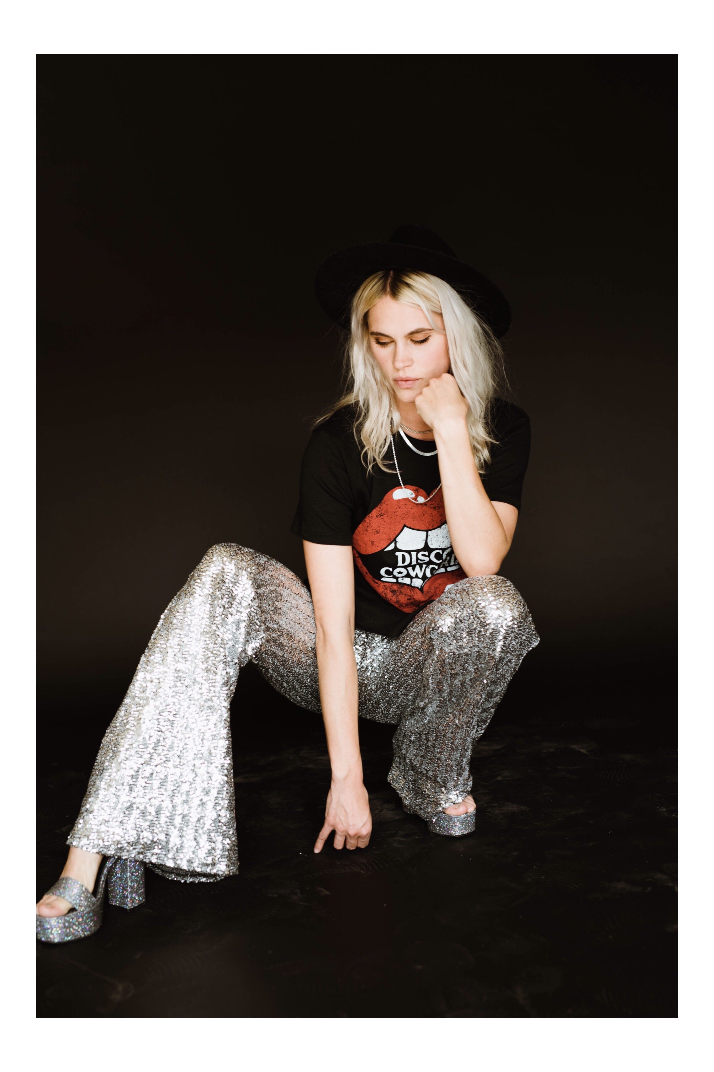 Kiss Tee