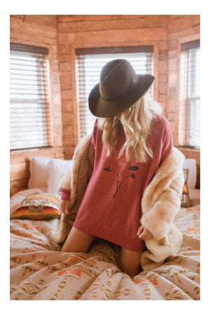Cowgirl Pullover-washed red